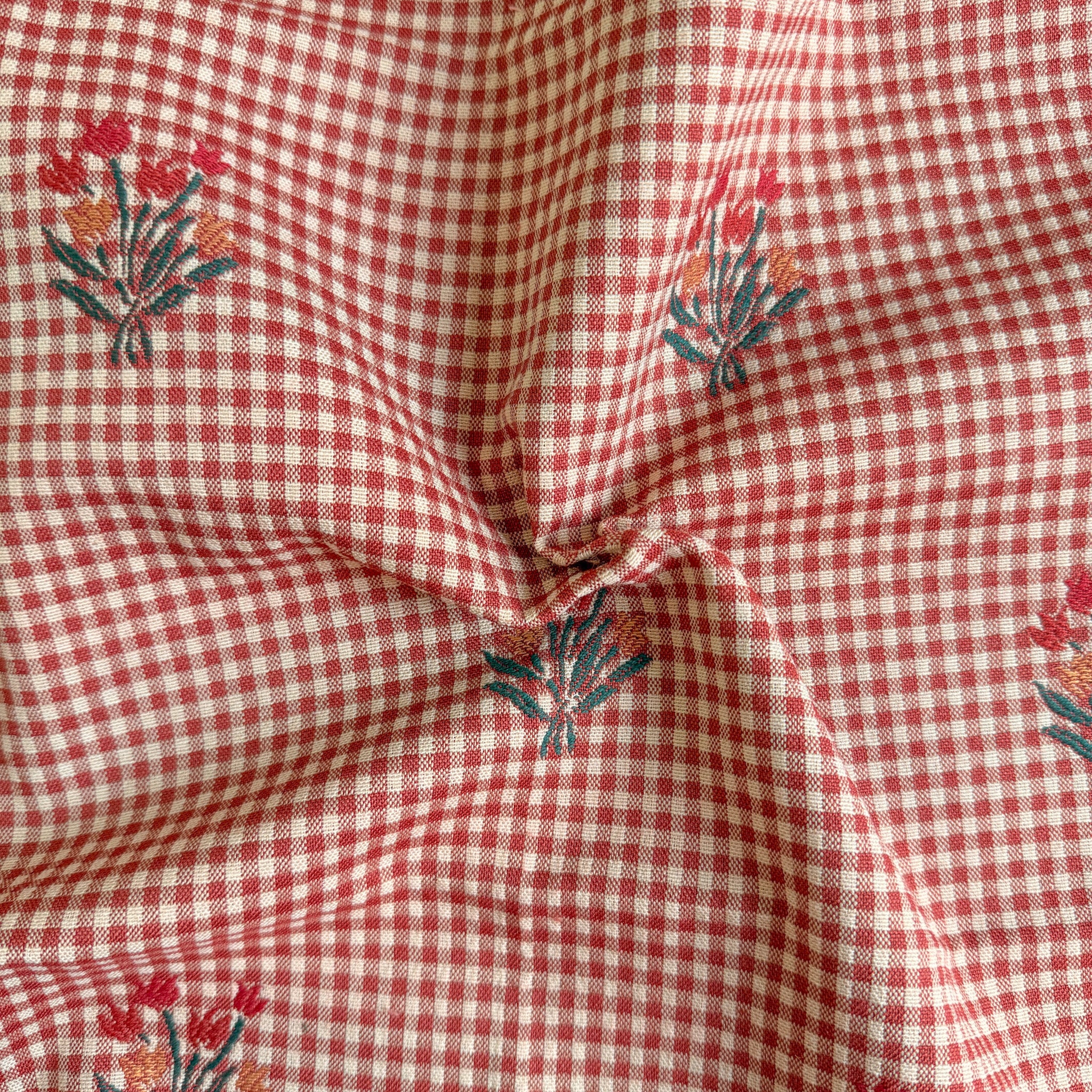Gingham med blomster