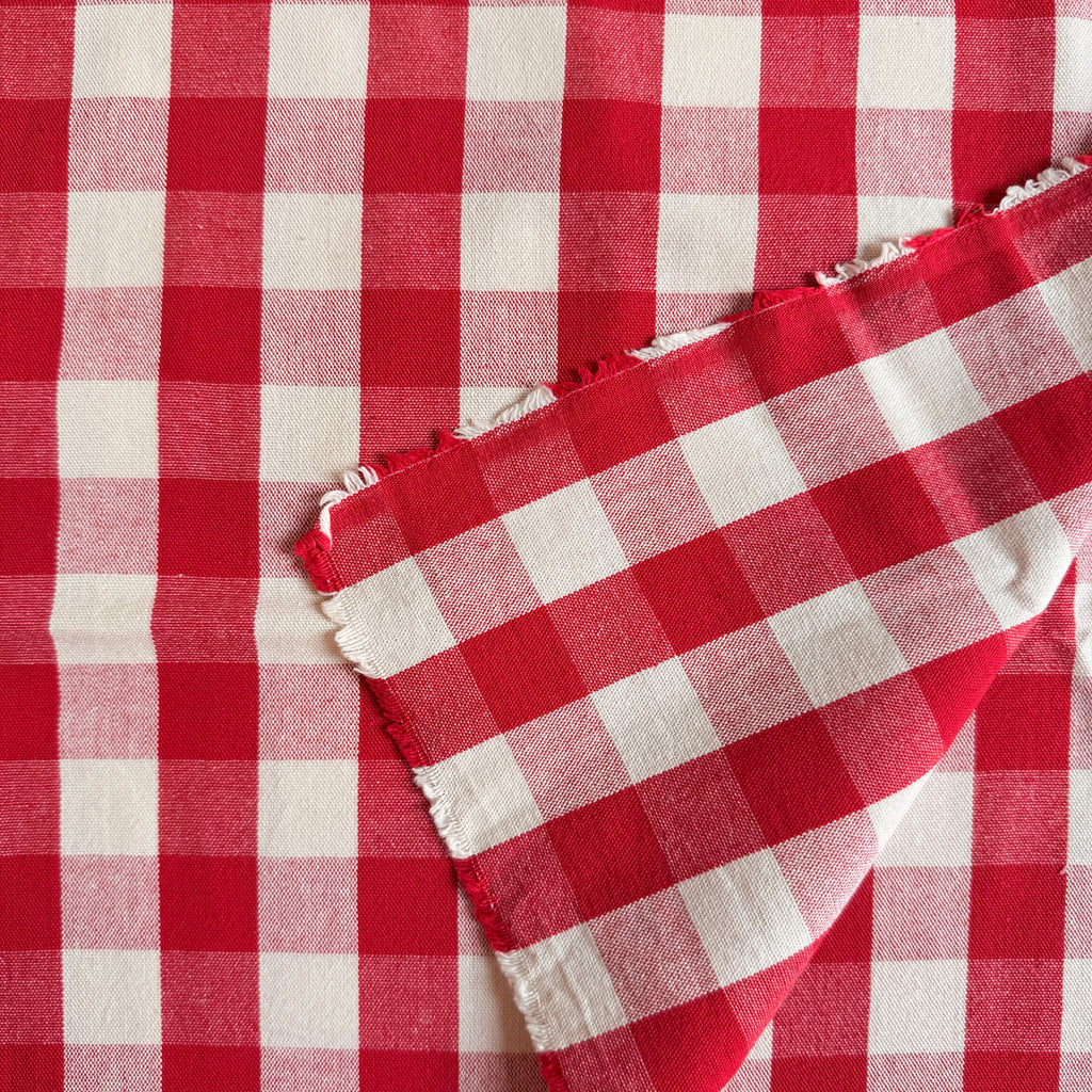Garnfarget rød gingham