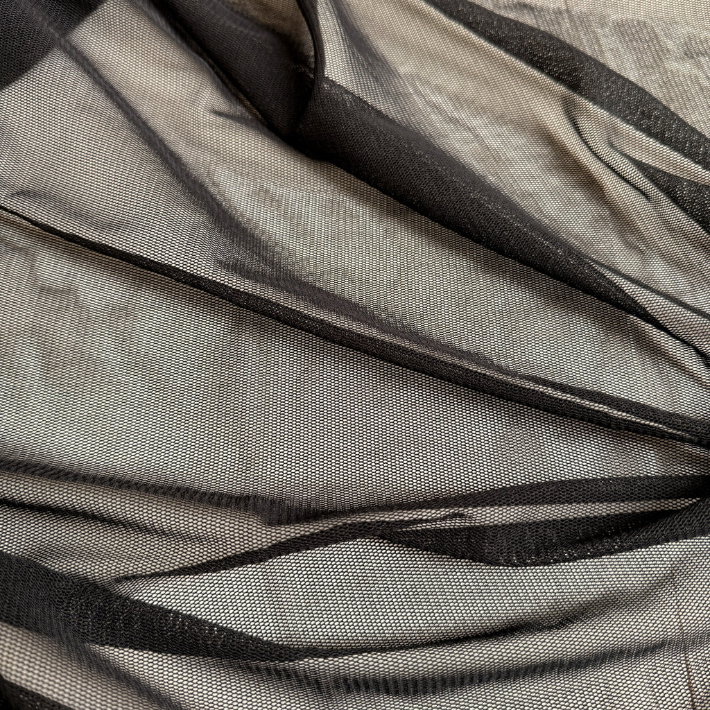 Sort strechy mesh