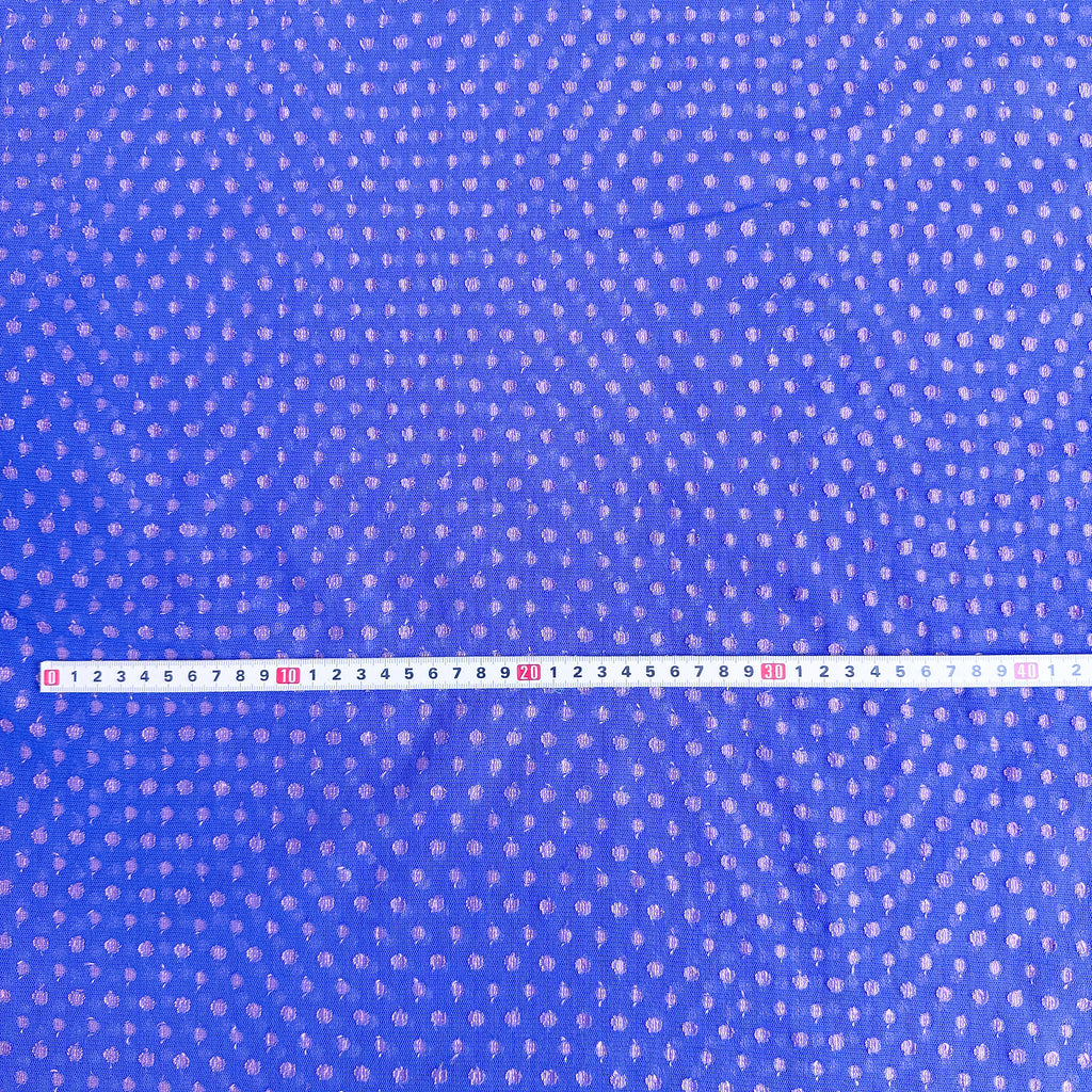Dotted stretchy mesh