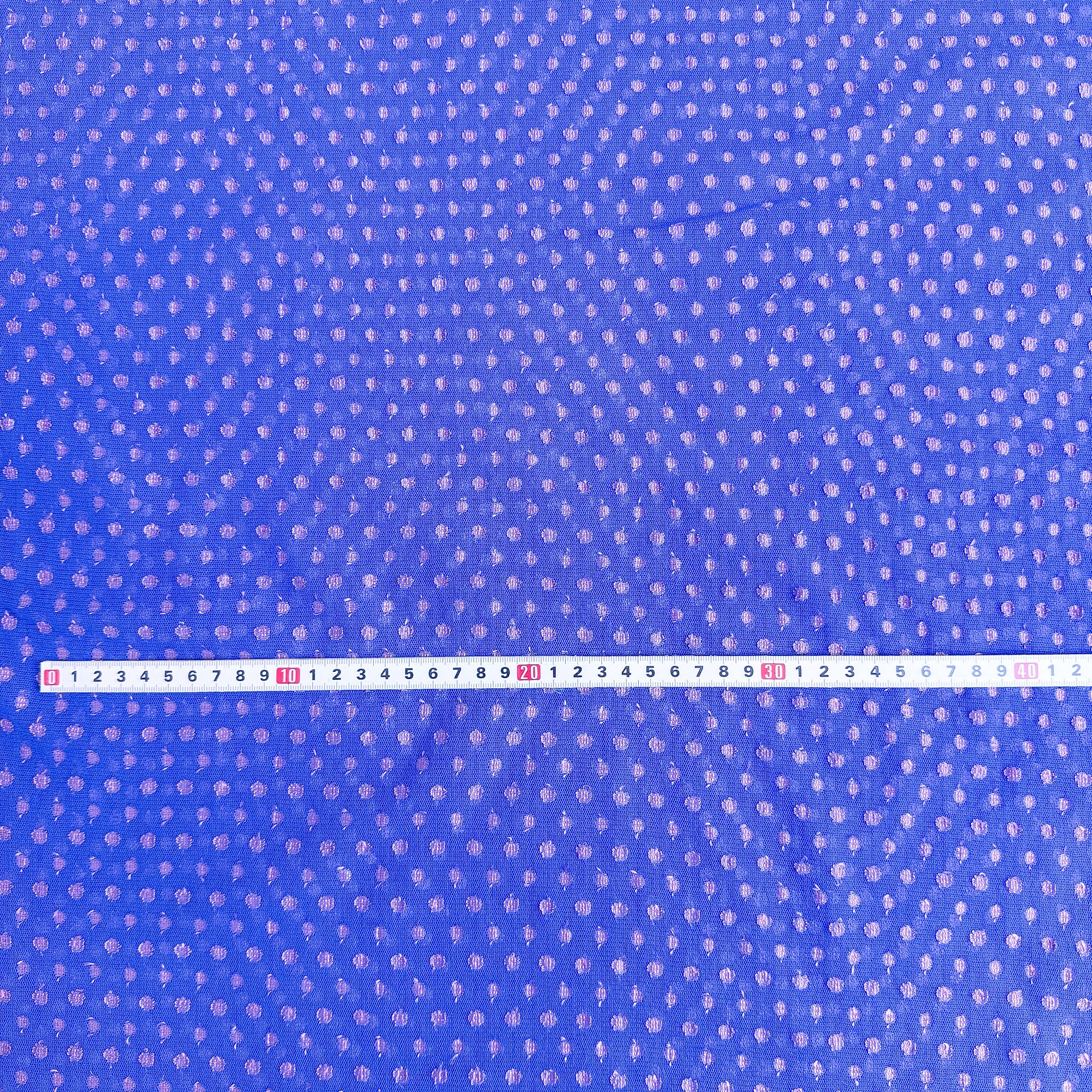 Dotted stretchy mesh