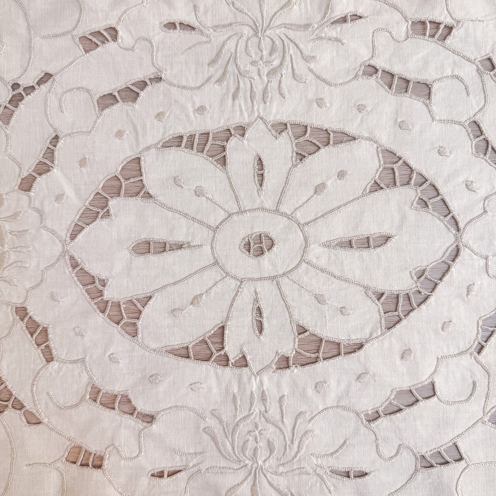 Vintage håndbrodert cutwork