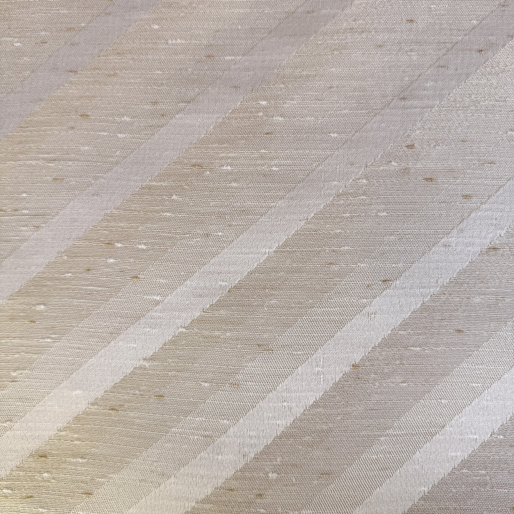 Diagonalvevde striper