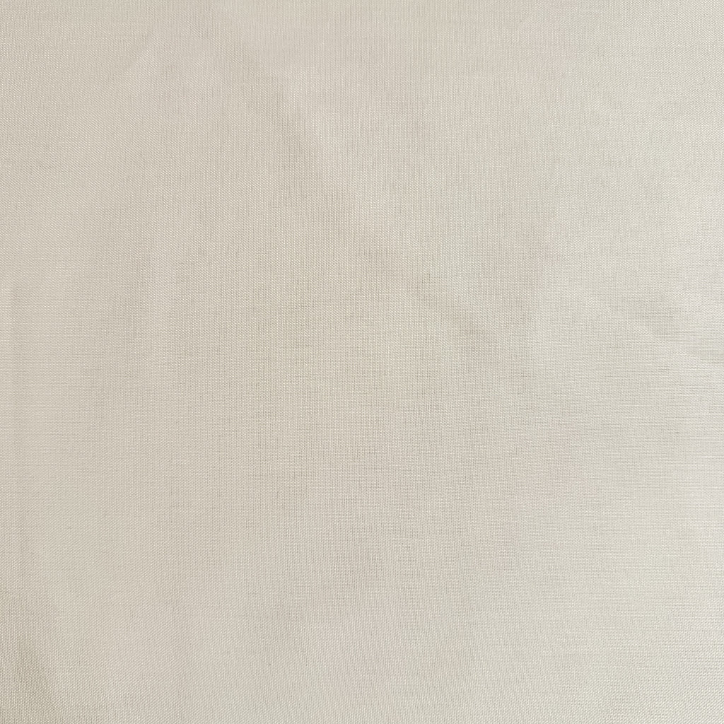 Lett og transparent