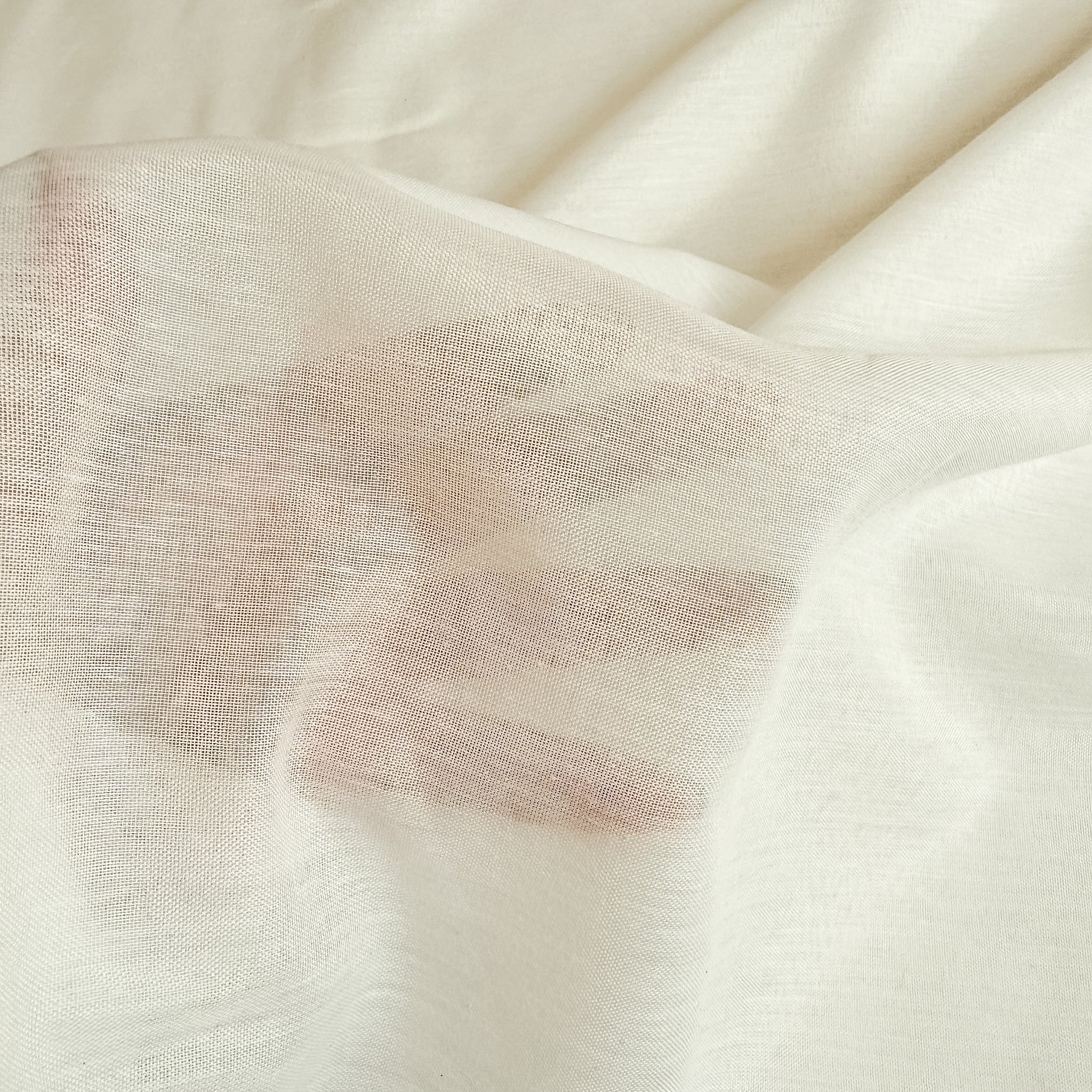 Lett og transparent