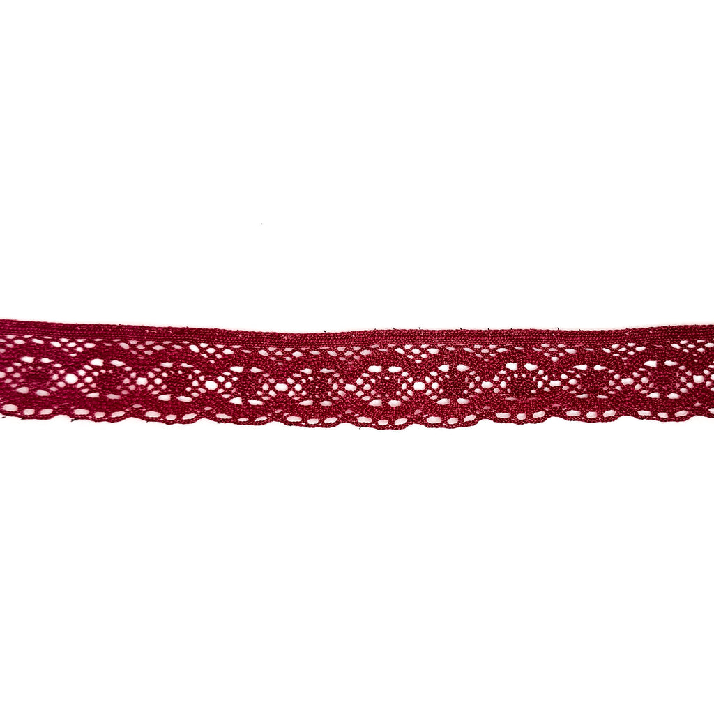 Mørkerødt blondebånd