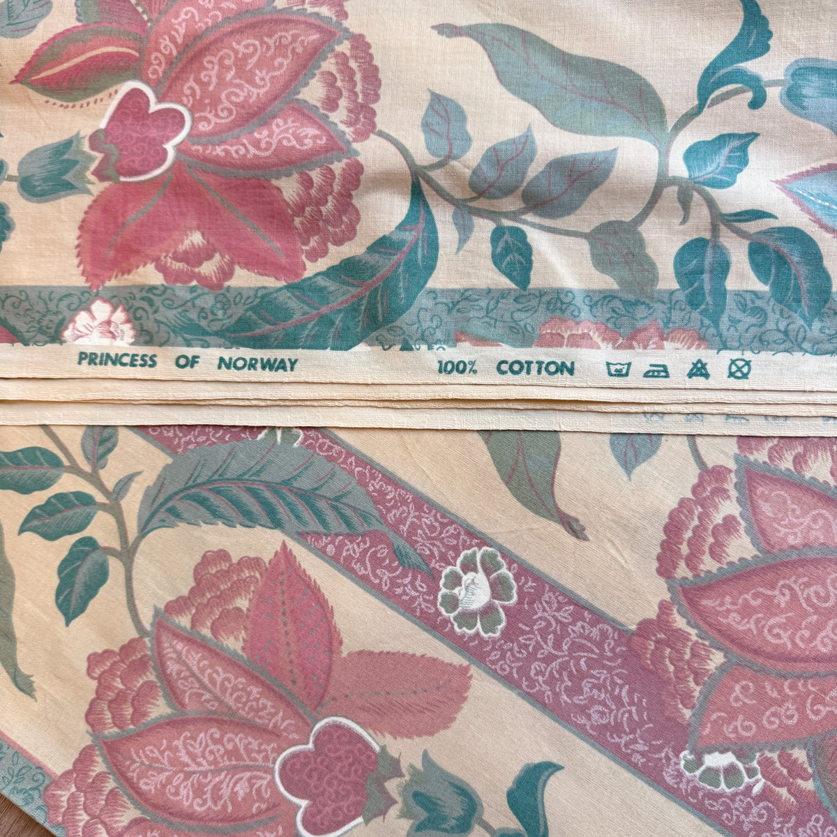 Vintage Princess of Norway 100% bomull