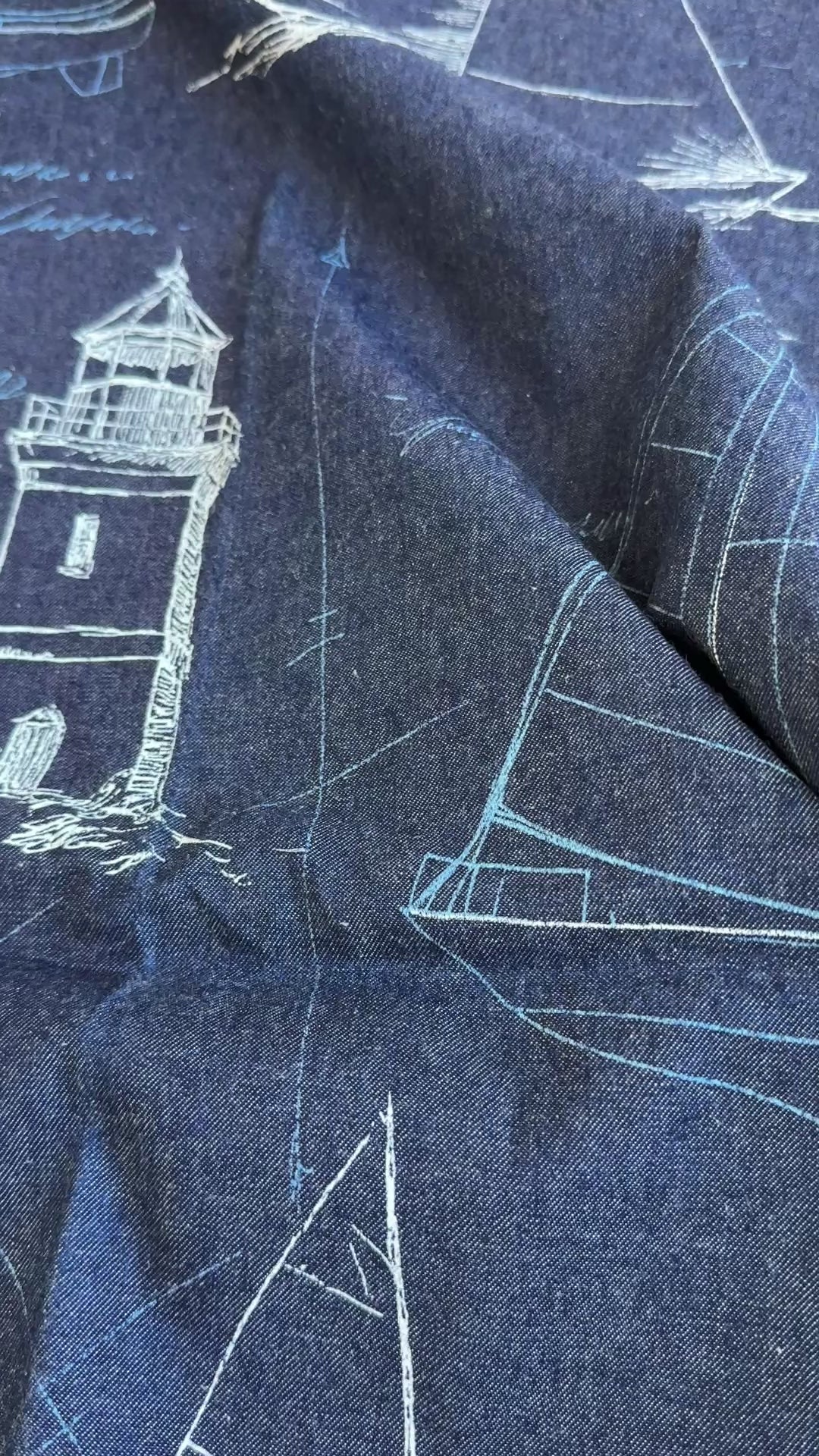 Denim med maritime tegninger