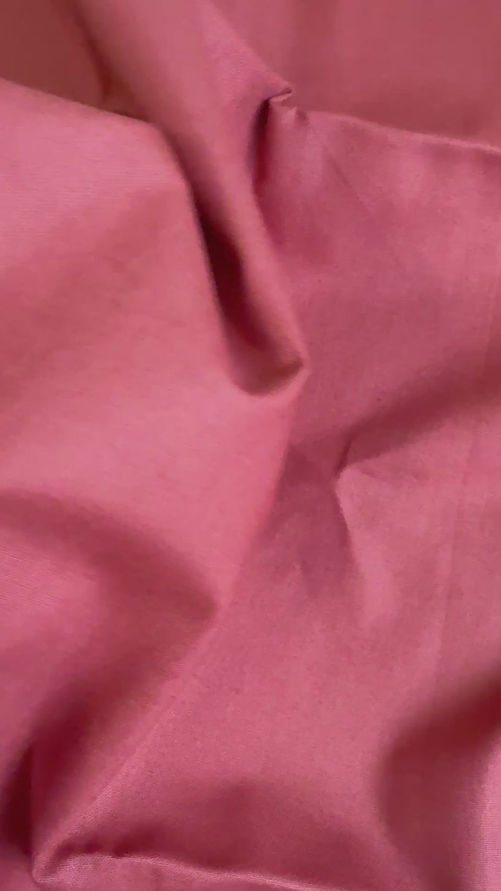 Dus mørk rosa